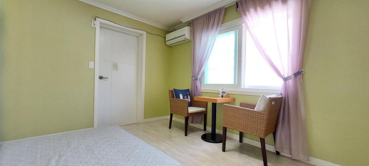 Hago Guest House Tongyeong Bagian luar foto