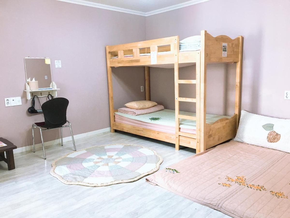 Hago Guest House Tongyeong Bagian luar foto